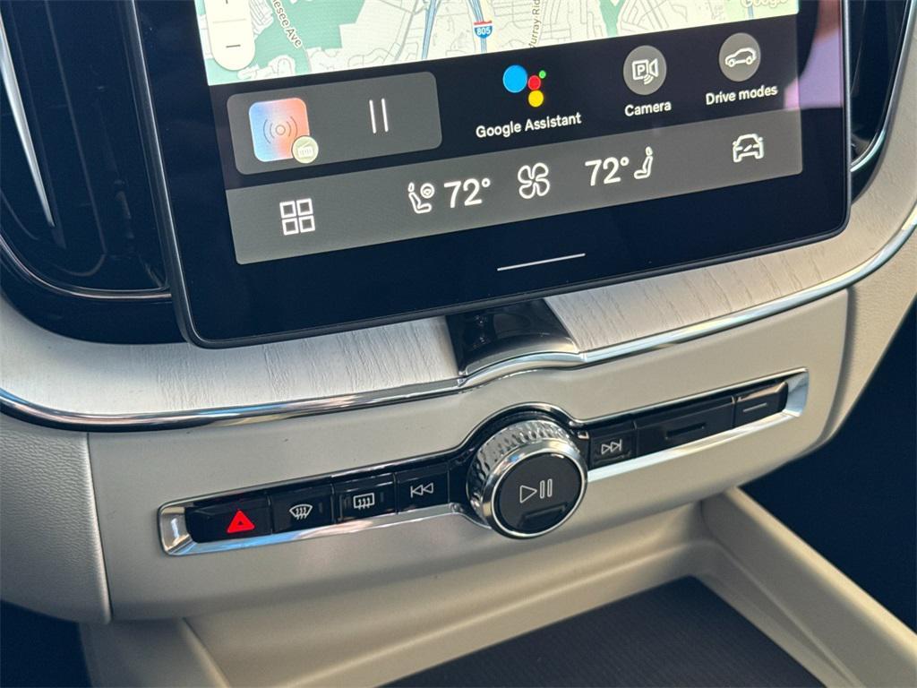 new 2026 Volvo XC60 car, priced at $64,375