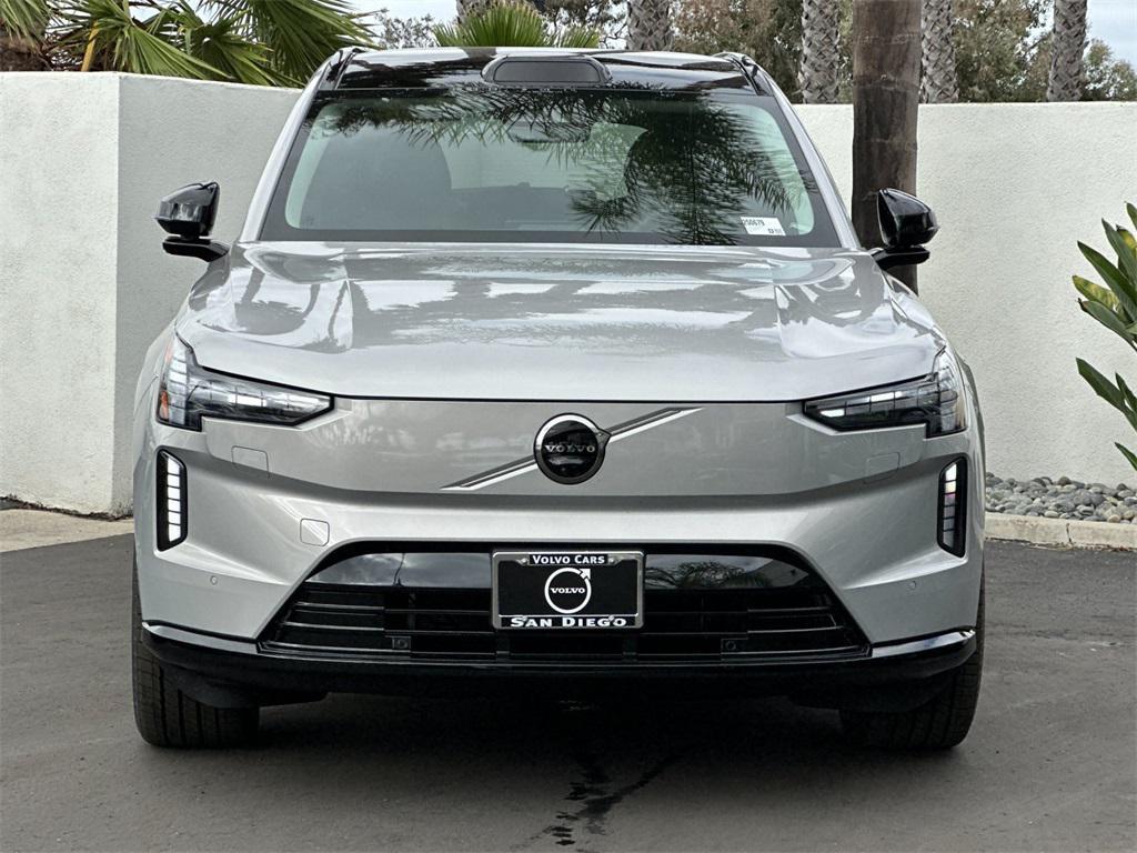 new 2025 Volvo EX90 car, priced at $86,875