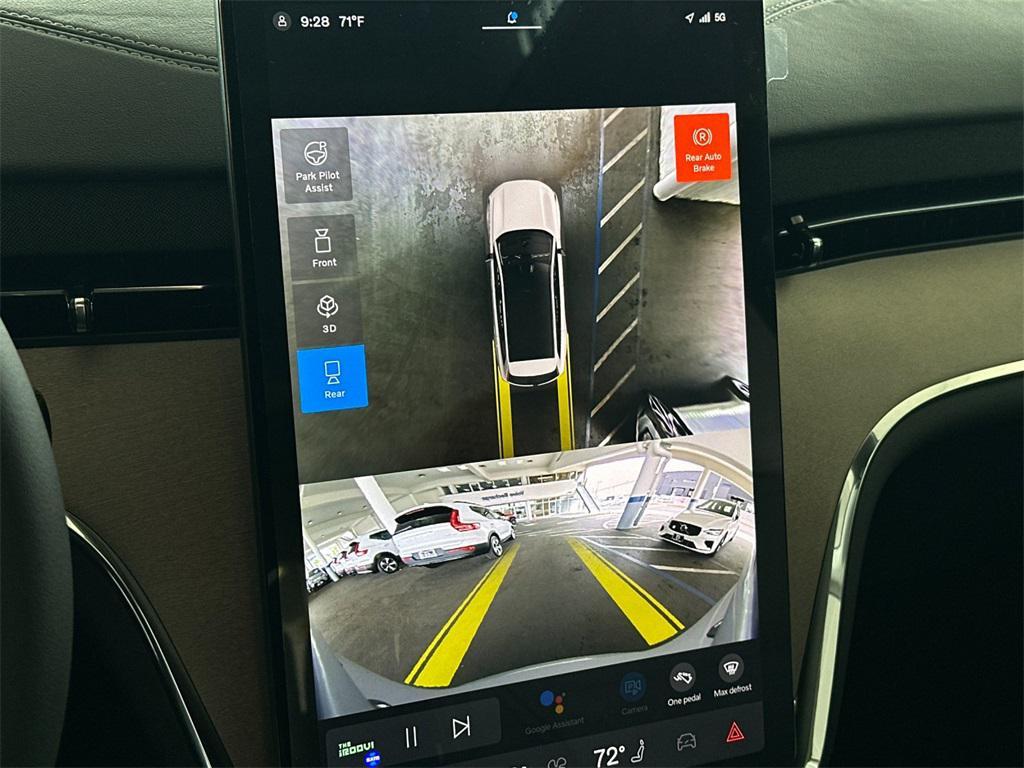 new 2025 Volvo EX90 car, priced at $86,875