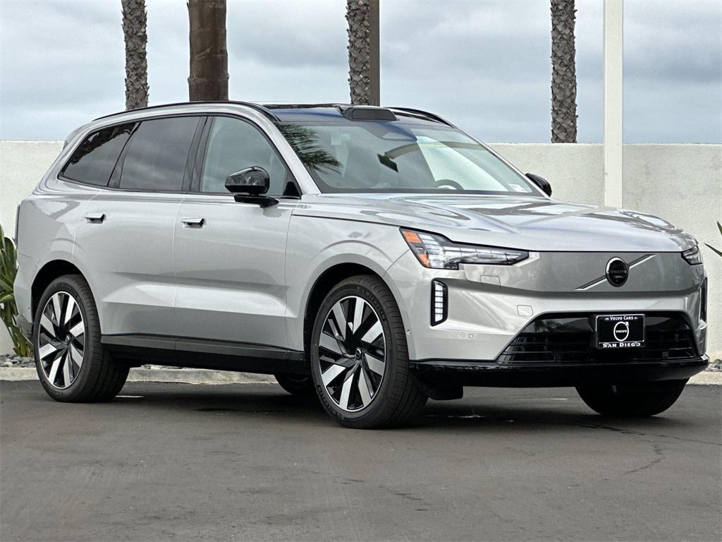 new 2025 Volvo EX90 car, priced at $86,875