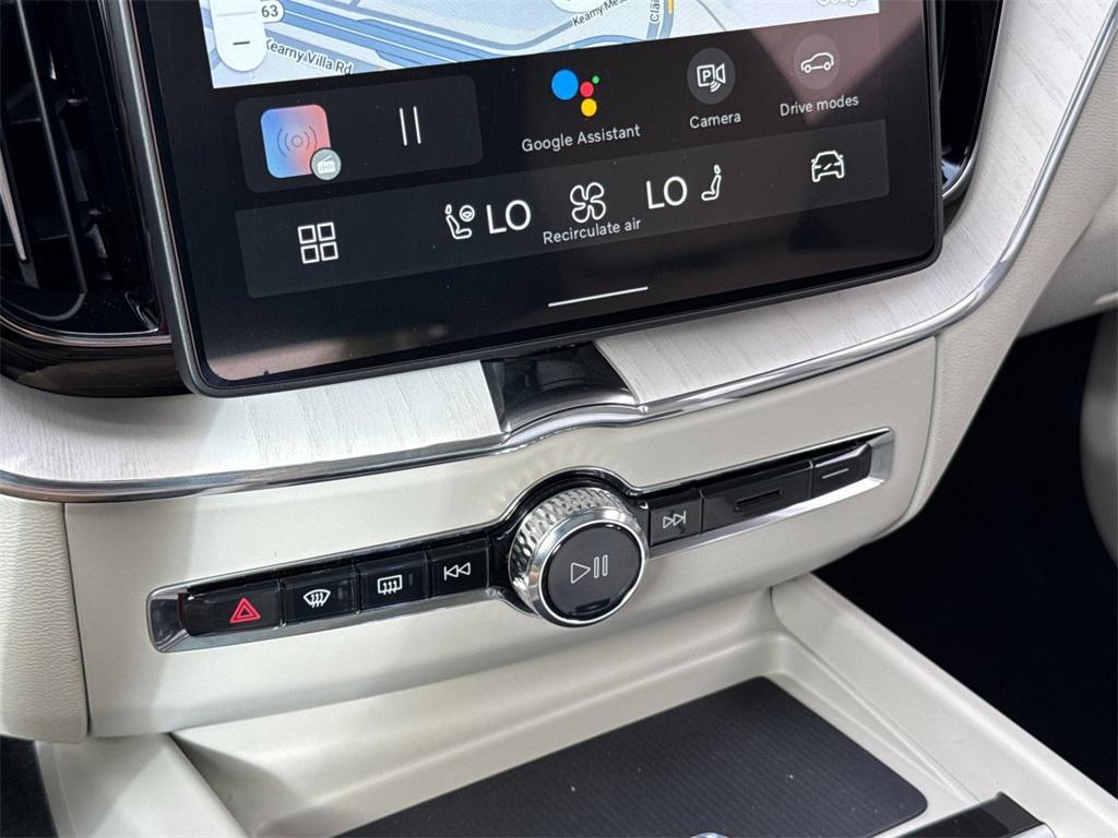 new 2026 Volvo XC60 car, priced at $64,375