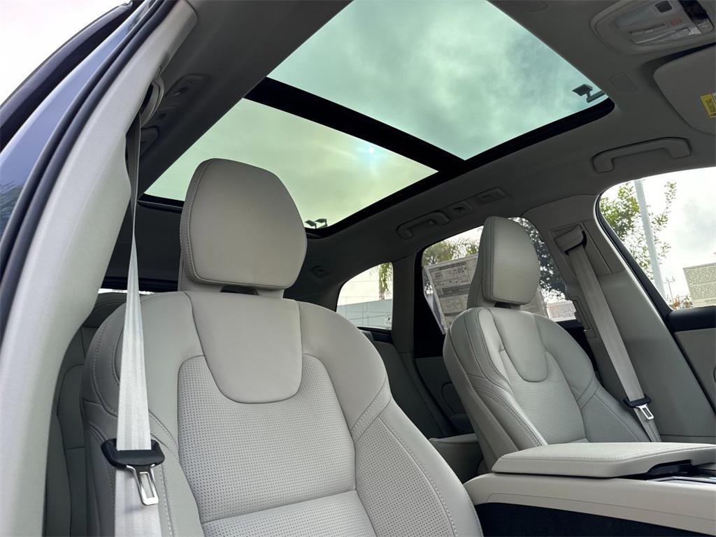 new 2026 Volvo XC60 car, priced at $64,375