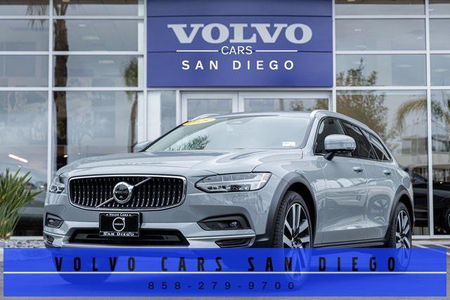 new 2025 Volvo V90 Cross Country car, priced at $69,500