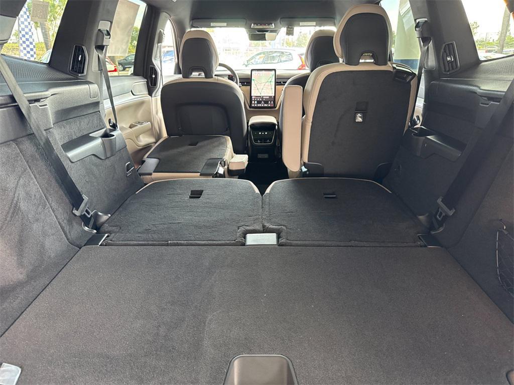 new 2025 Volvo EX90 car, priced at $88,025