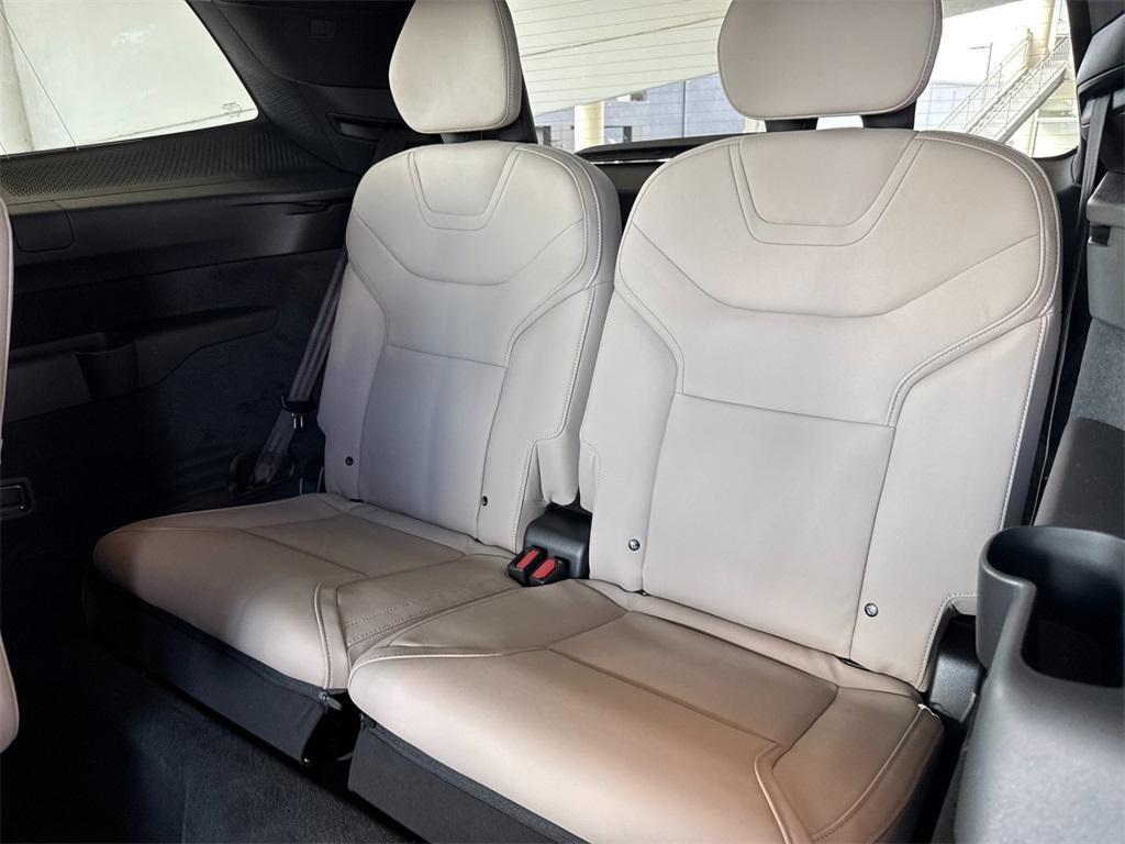 new 2025 Volvo EX90 car, priced at $88,025