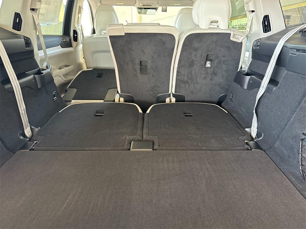 new 2025 Volvo EX90 car, priced at $83,325