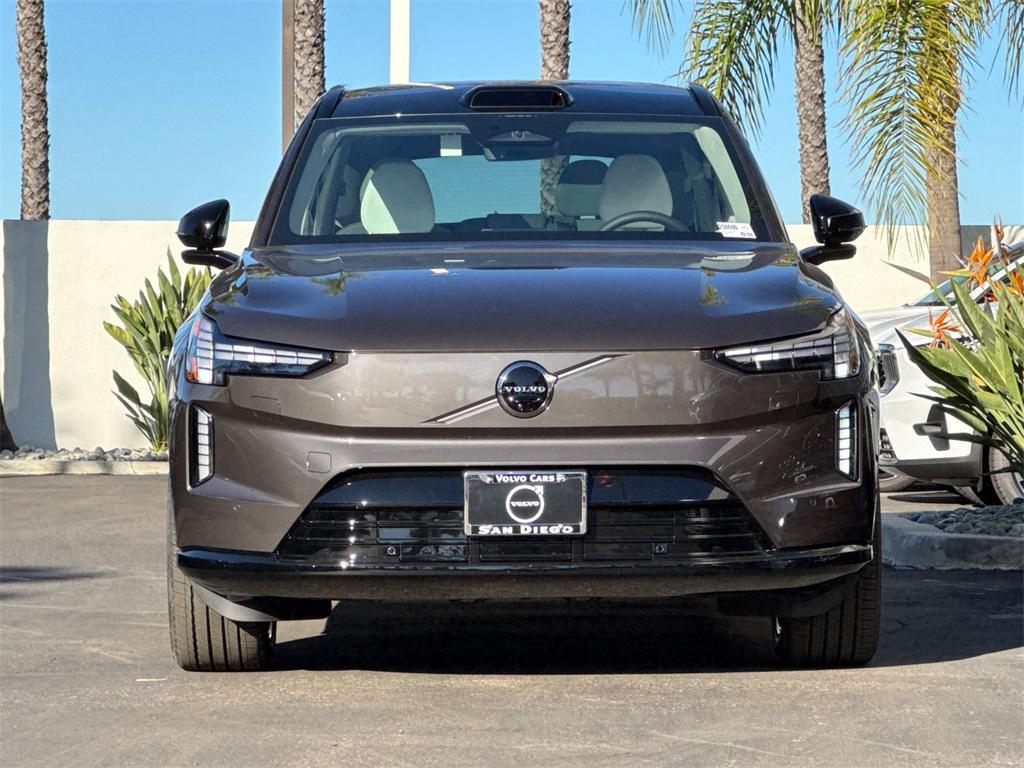 new 2025 Volvo EX90 car, priced at $83,325