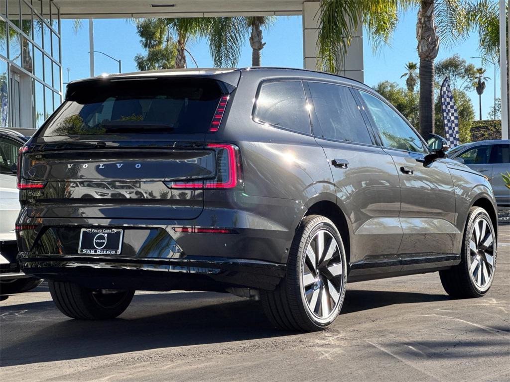 new 2025 Volvo EX90 car, priced at $83,325