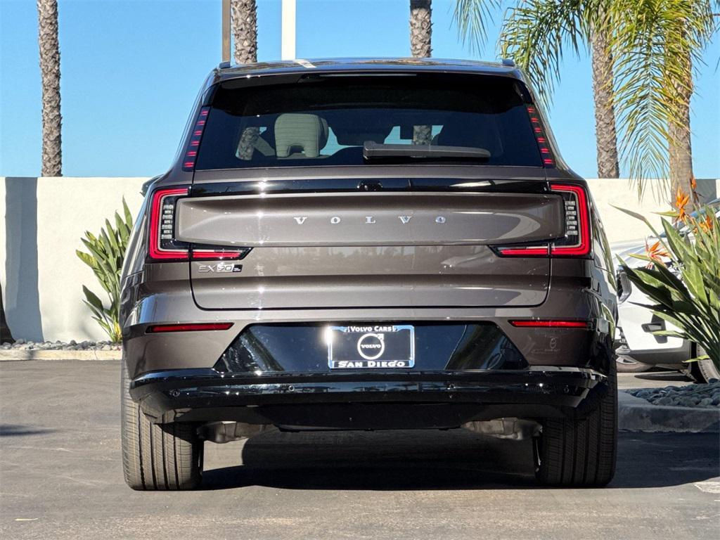 new 2025 Volvo EX90 car, priced at $83,325