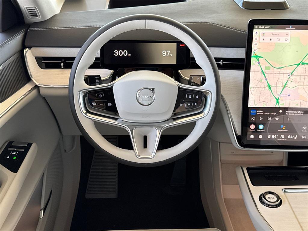 new 2025 Volvo EX90 car, priced at $91,715