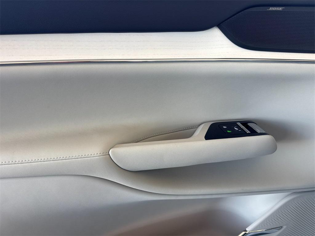 new 2025 Volvo EX90 car, priced at $91,715