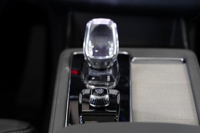 new 2025 Volvo XC90 car, priced at $75,180