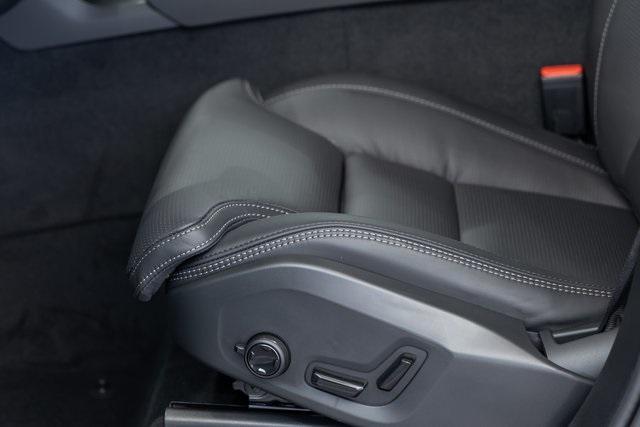 new 2025 Volvo XC90 car, priced at $75,180