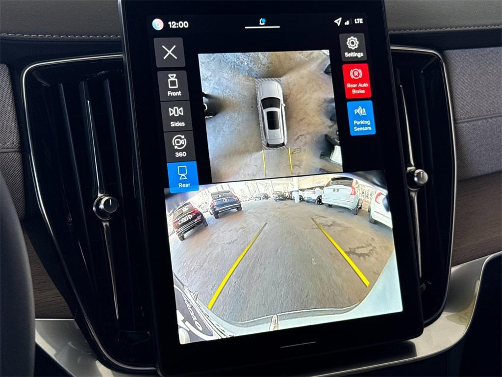 new 2026 Volvo XC90 car, priced at $68,710