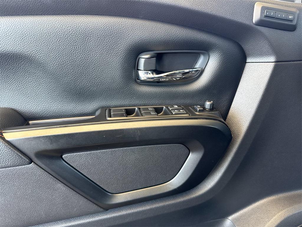 used 2023 Nissan Titan car, priced at $38,791