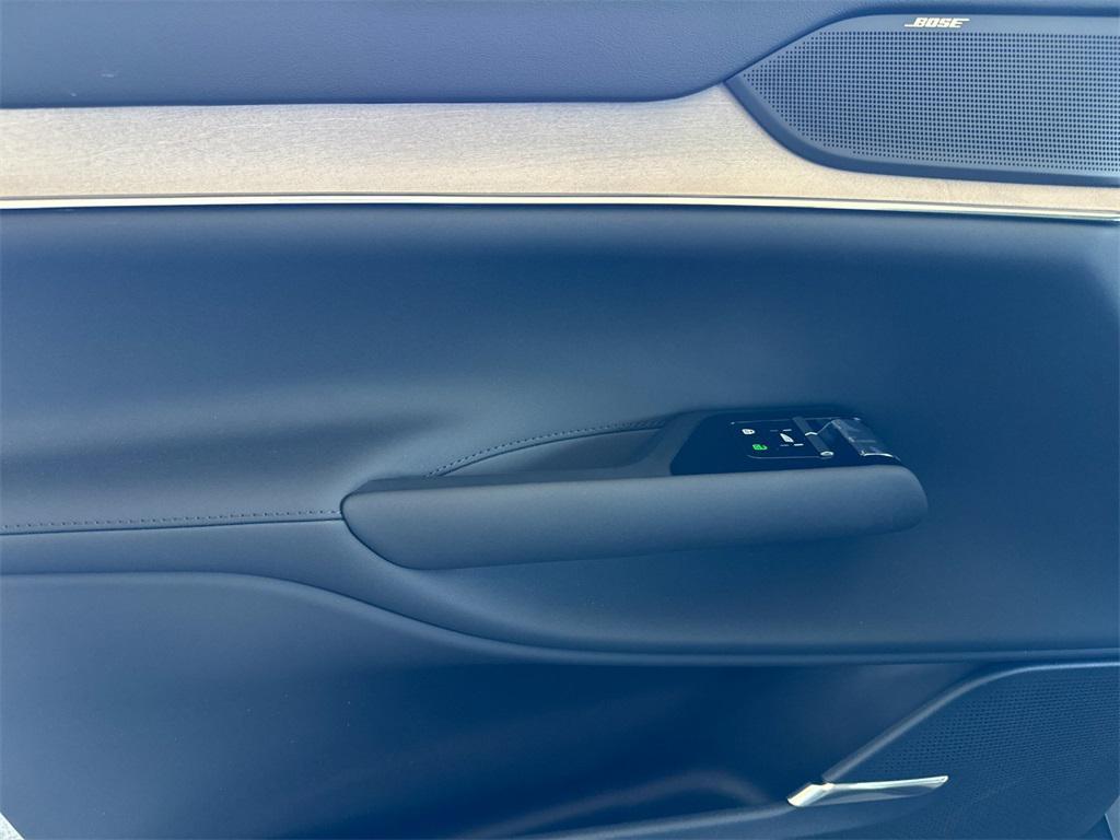 new 2025 Volvo EX90 car, priced at $87,665