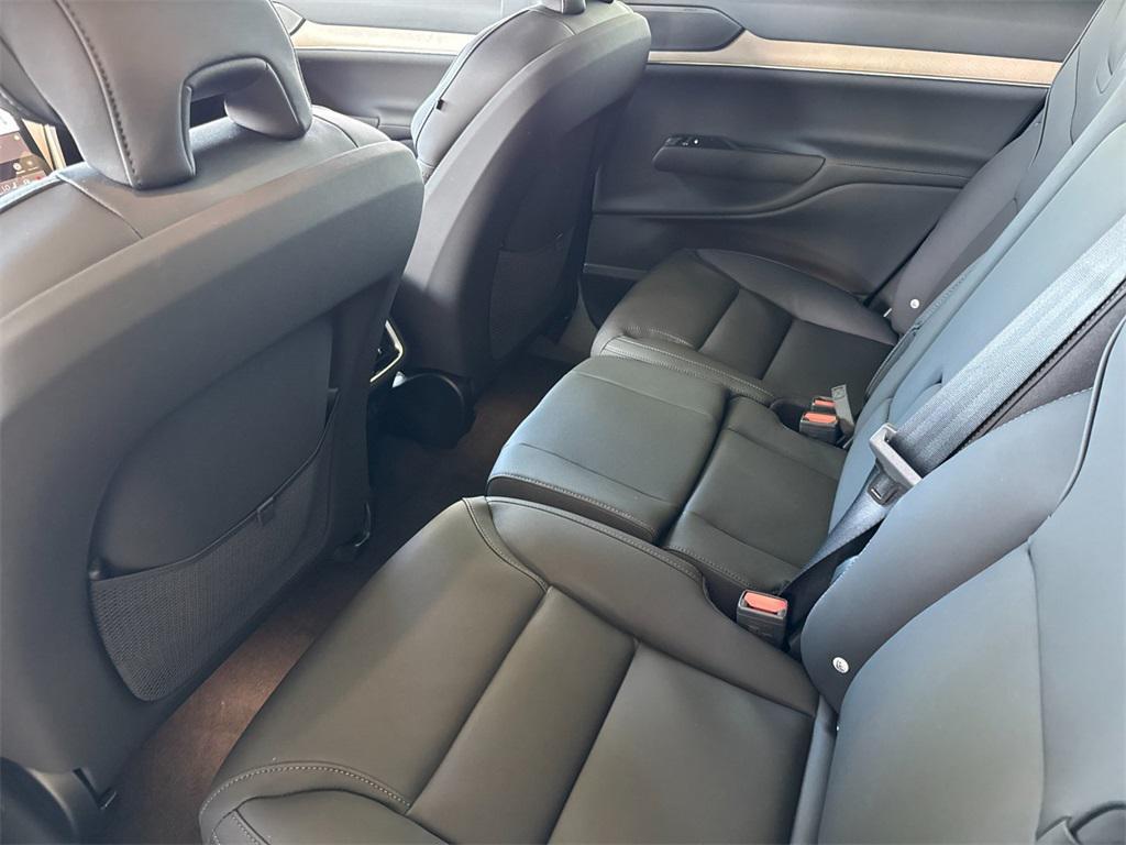 new 2025 Volvo EX90 car, priced at $87,665