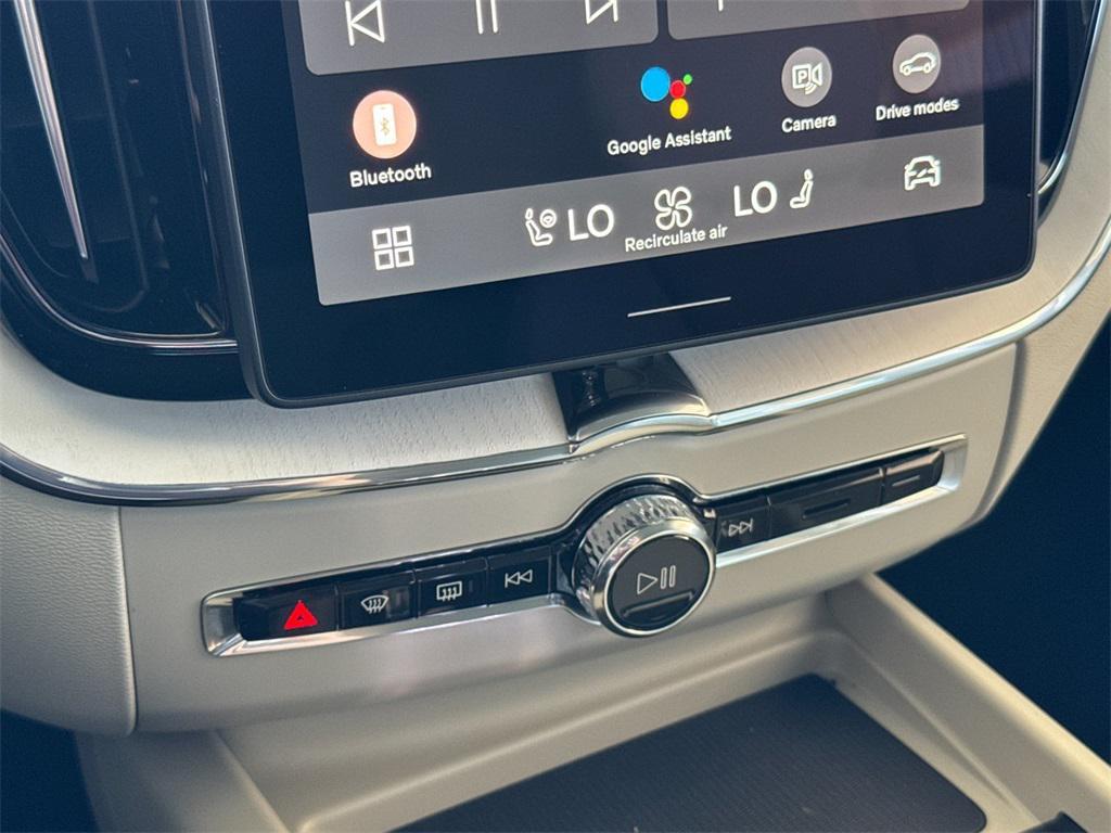 new 2026 Volvo XC60 car, priced at $64,300