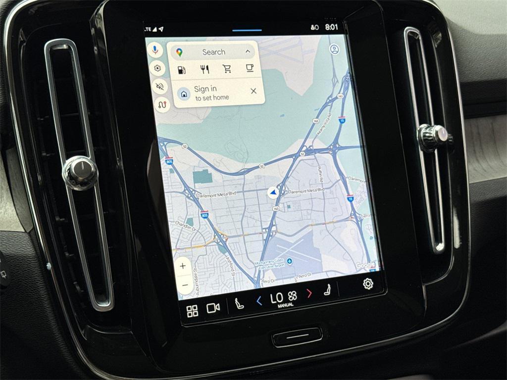 used 2025 Volvo XC40 car, priced at $35,791