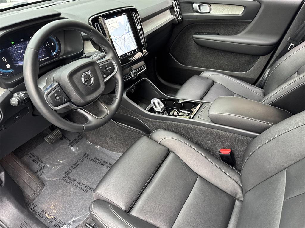 used 2025 Volvo XC40 car, priced at $35,791
