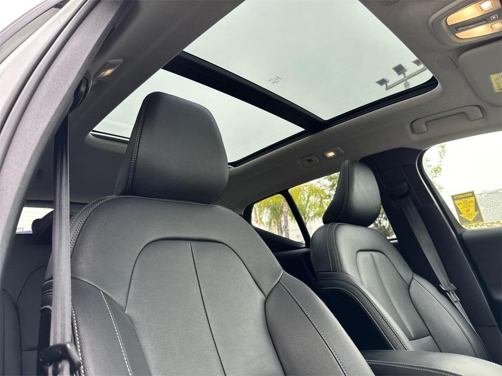 used 2025 Volvo XC40 car, priced at $35,791