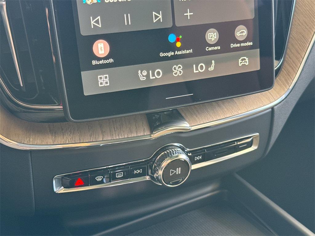 new 2026 Volvo XC60 car, priced at $59,995