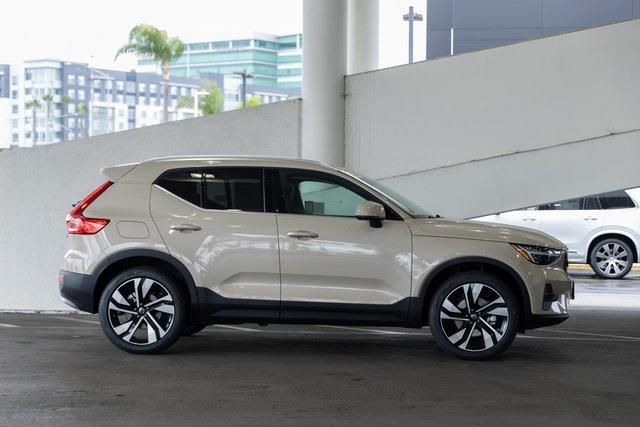 new 2025 Volvo XC40 car, priced at $50,415