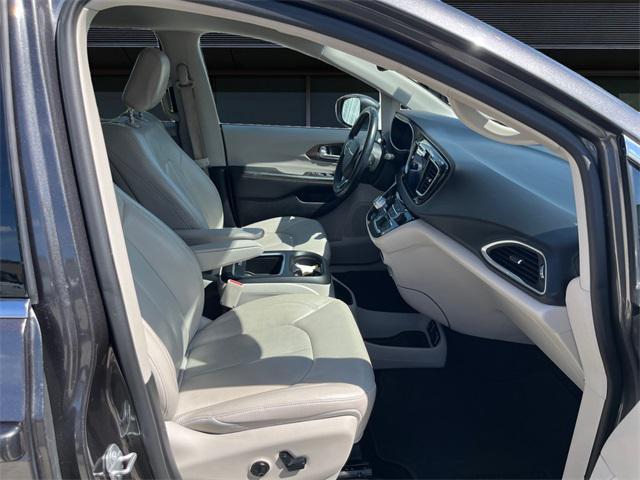 used 2017 Chrysler Pacifica car, priced at $17,493