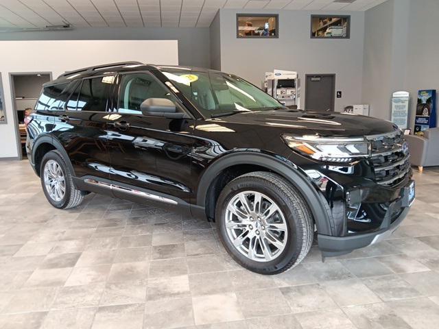 new 2025 Ford Explorer car, priced at $48,960