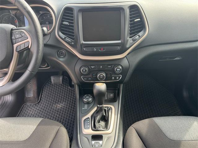 used 2018 Jeep Cherokee car, priced at $15,488
