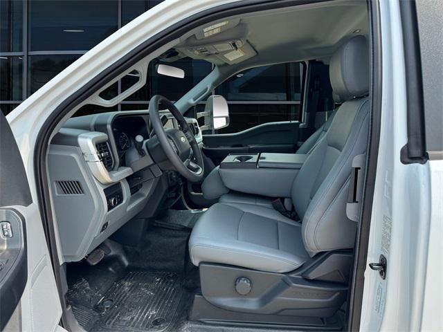 new 2025 Ford F-450 car, priced at $80,990