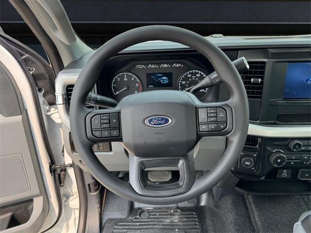 new 2025 Ford F-450 car, priced at $80,990