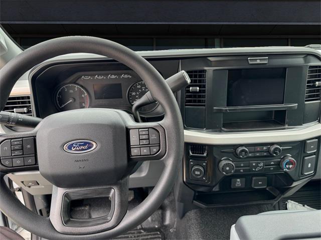 new 2025 Ford F-450 car, priced at $91,155