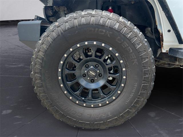 used 2014 Jeep Wrangler Unlimited car, priced at $17,293