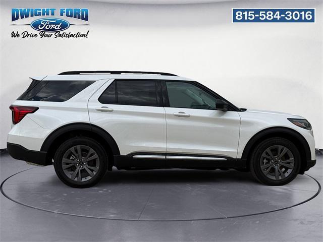 new 2025 Ford Explorer car, priced at $45,917