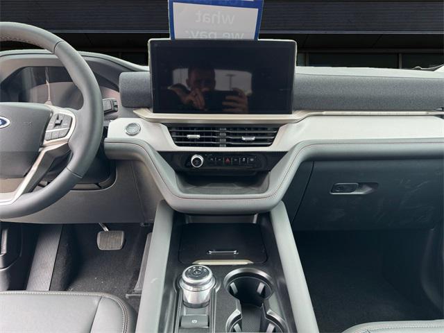 new 2025 Ford Explorer car, priced at $46,902