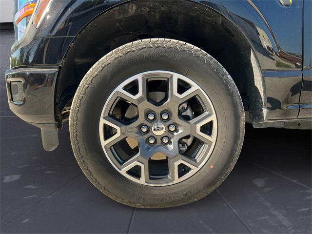 new 2025 Ford F-150 car, priced at $47,612