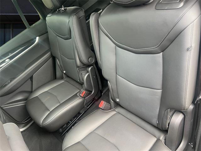 used 2023 Cadillac XT6 car, priced at $46,499