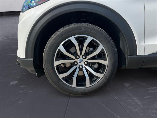 new 2025 Ford Explorer car, priced at $51,605