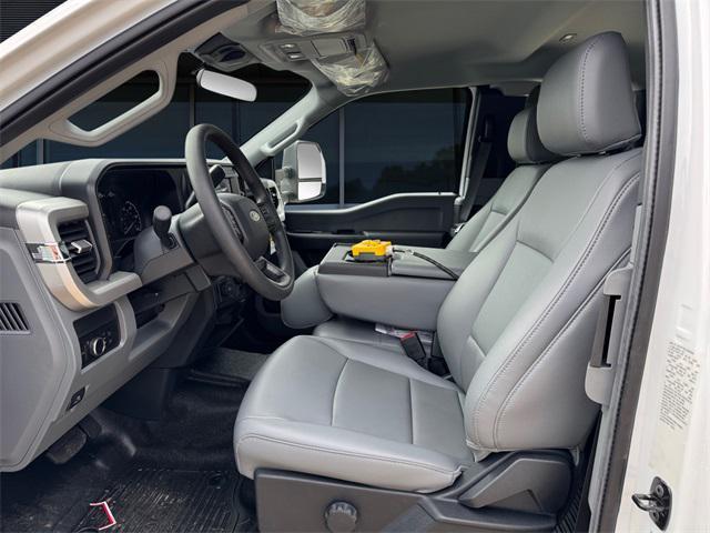 new 2025 Ford F-450 car, priced at $80,900