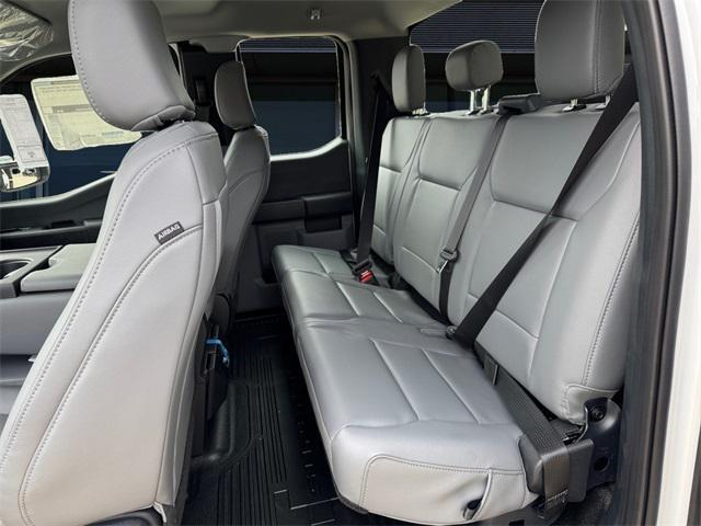 new 2025 Ford F-450 car, priced at $82,995