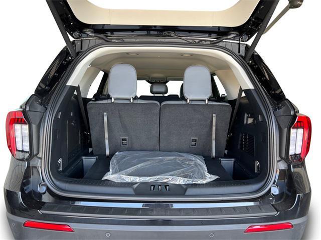 new 2025 Ford Explorer car, priced at $44,498