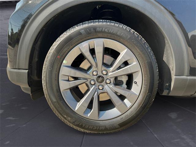 new 2025 Ford Explorer car, priced at $44,498