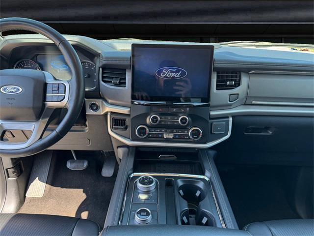 used 2022 Ford Expedition car, priced at $36,995