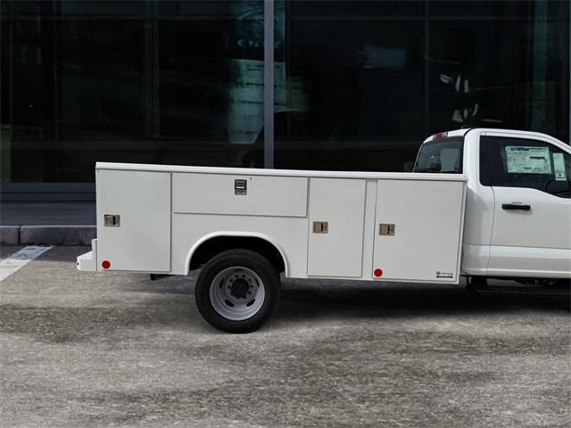 new 2025 Ford F-450 car, priced at $90,550