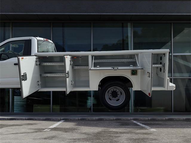 new 2025 Ford F-450 car, priced at $93,155