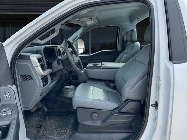 new 2025 Ford F-450 car, priced at $90,550