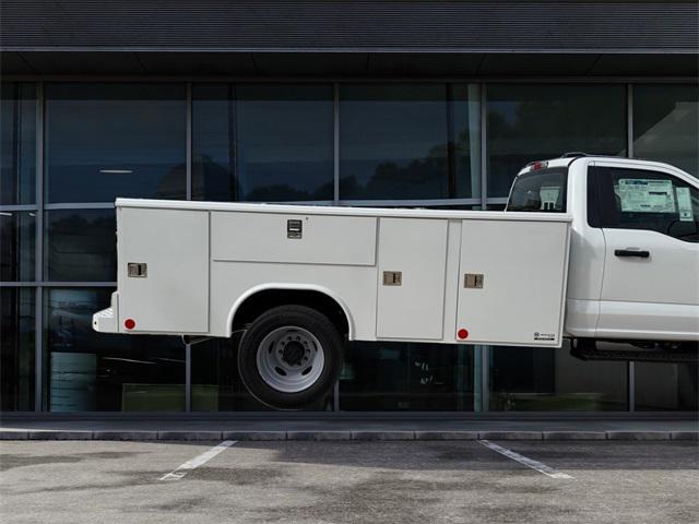 new 2025 Ford F-450 car, priced at $93,155