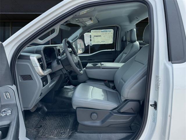 new 2025 Ford F-450 car, priced at $93,155