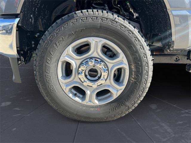 new 2025 Ford F-250 car, priced at $62,785